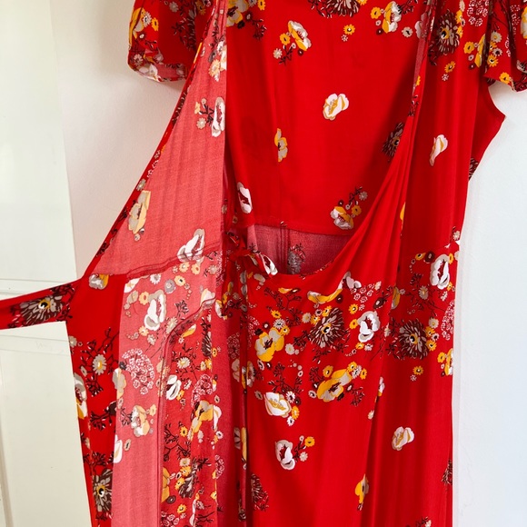 Free People Red wrap maxi dress size Medium NWOT - Picture 6 of 7